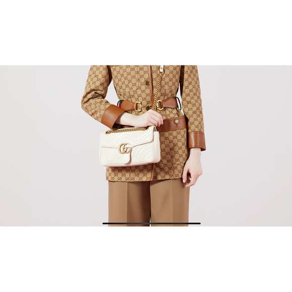 Gucci Marmont Small Shoulder Bag - Picture 12 of 12